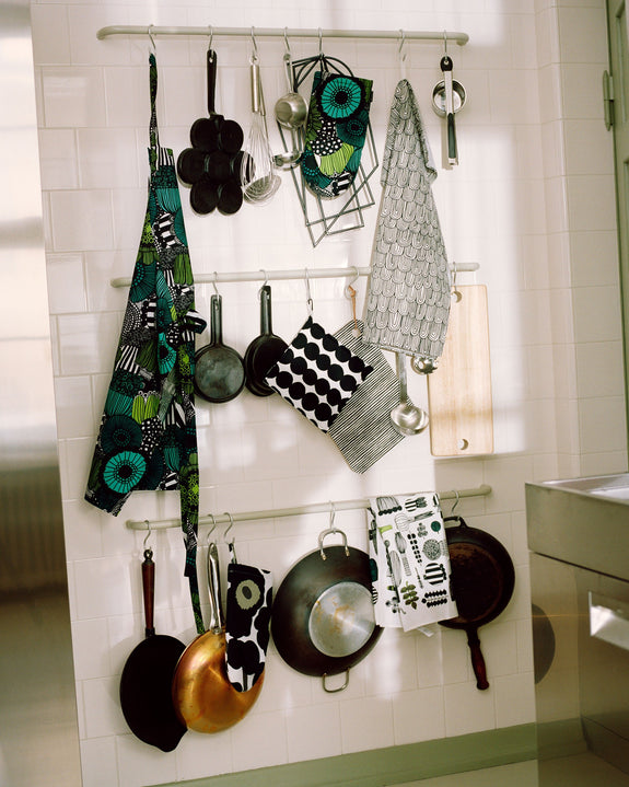 Puutarhurin Tea Towels - Set of 2 - White/Green/Black