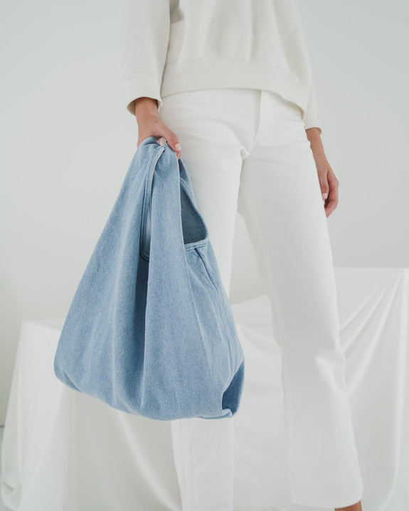 Medium Baggu Denim Light