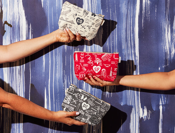 Los Angeles Zipped Pouch Red