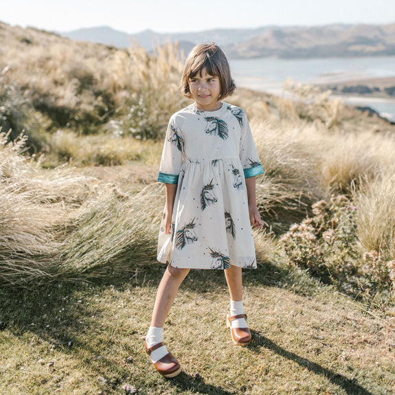 Olive Dress White/Unicorn